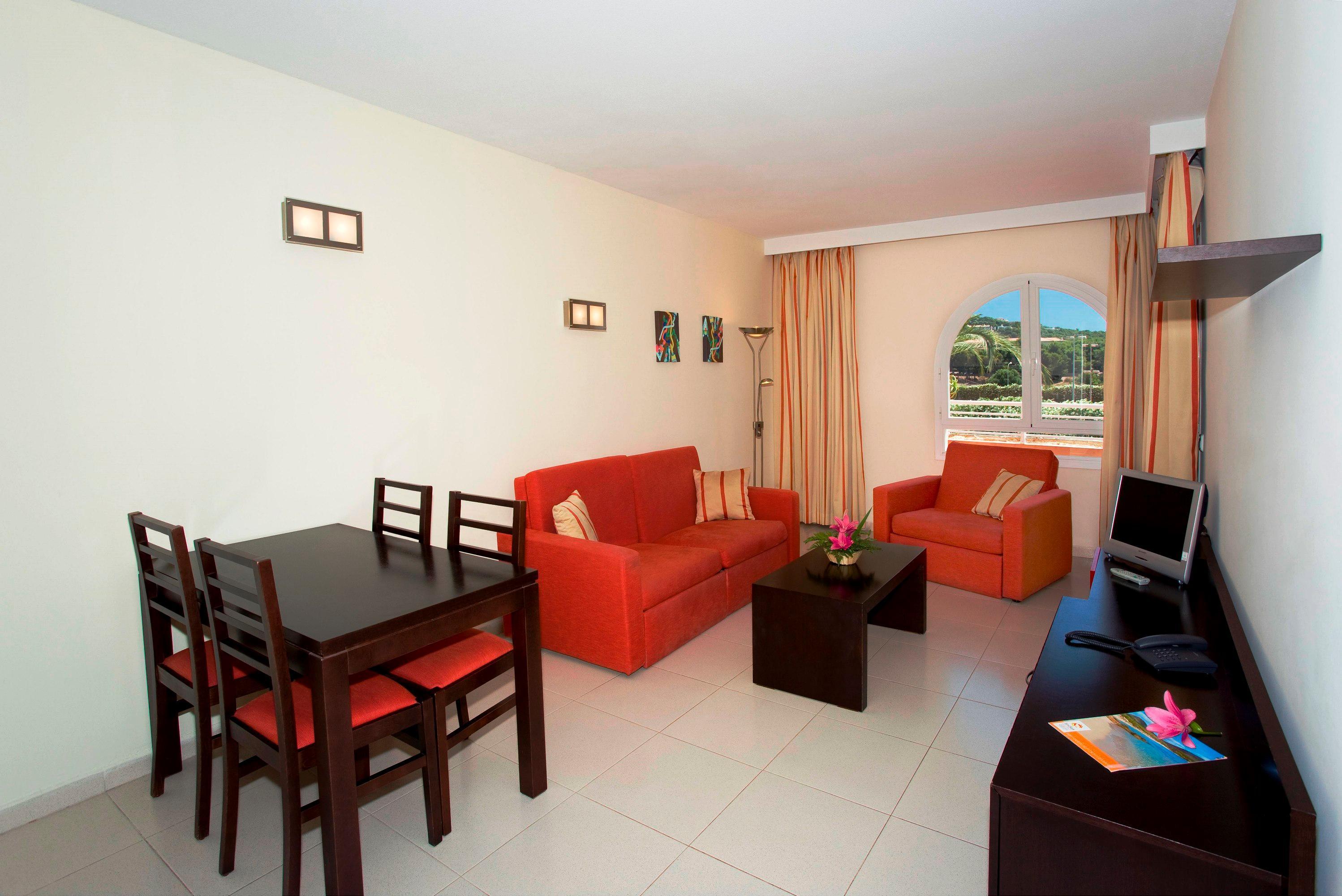 Hotel Illot Suites Кала Ратхада Екстериор снимка