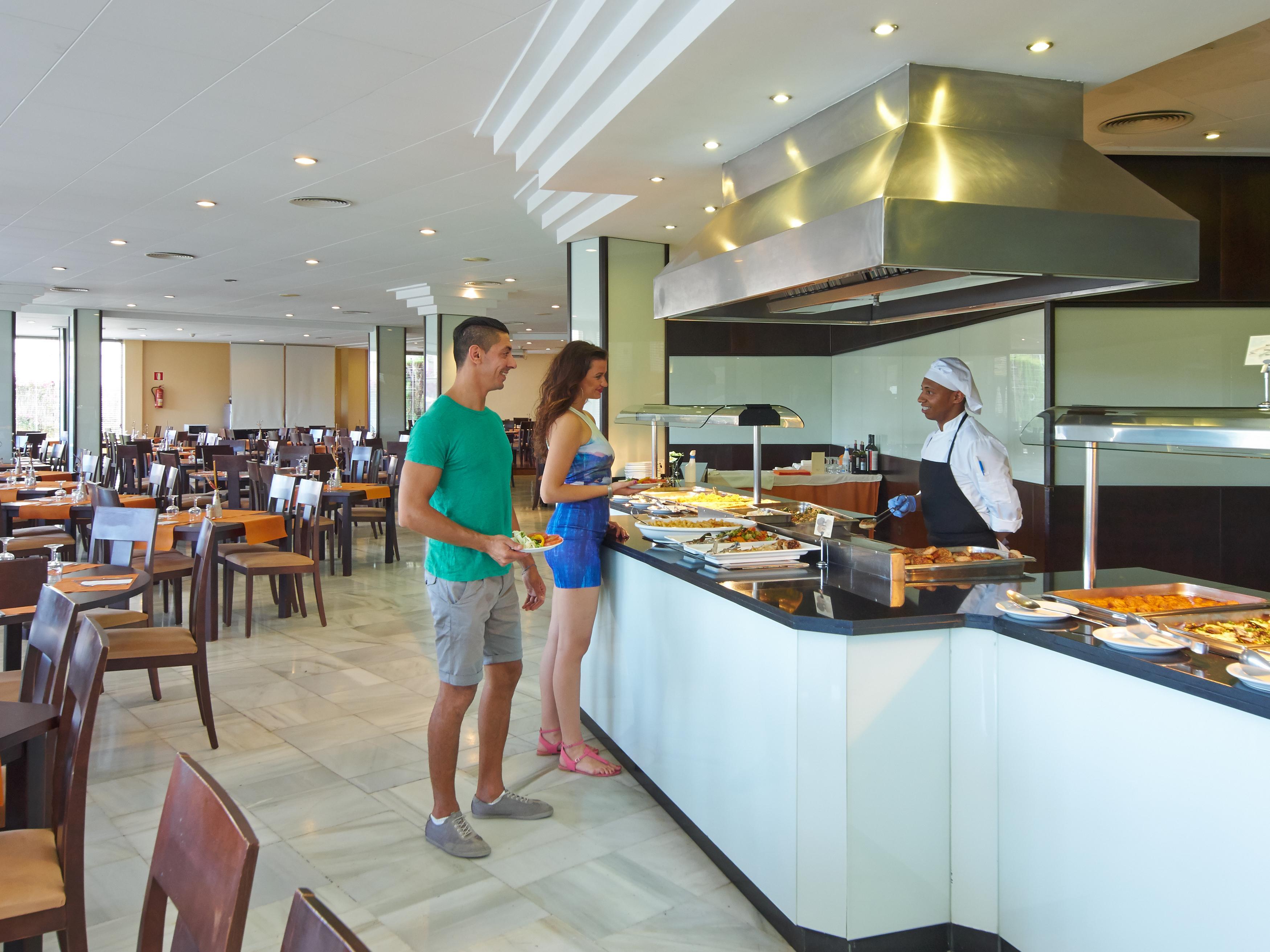 Hotel Illot Suites Кала Ратхада Екстериор снимка