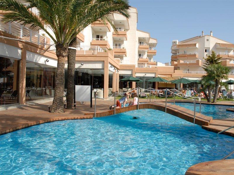 Hotel Illot Suites Кала Ратхада Екстериор снимка