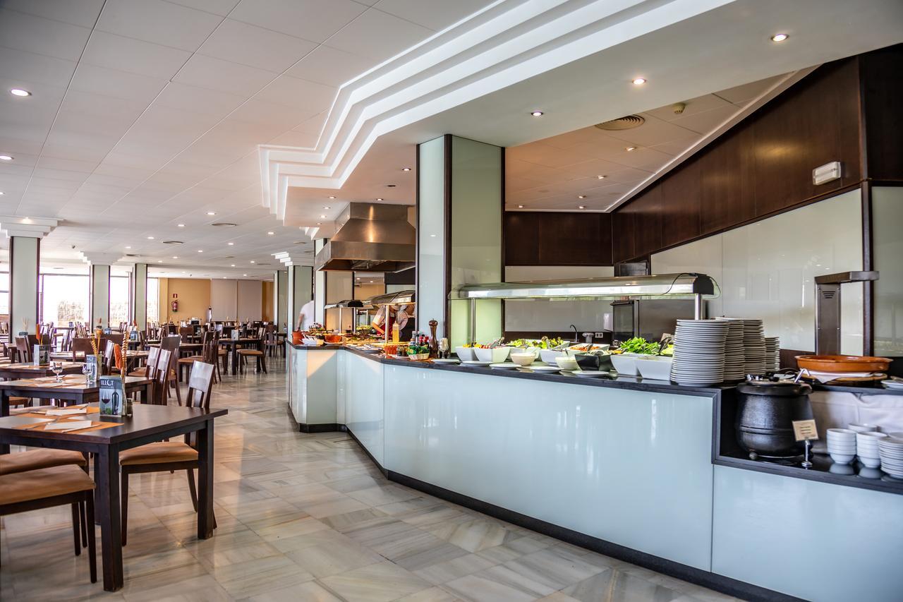 Hotel Illot Suites Кала Ратхада Екстериор снимка